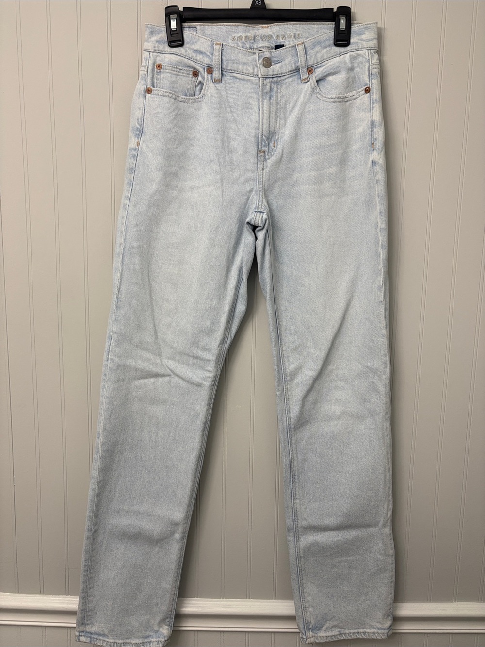 American Eagle Super High Rise Straight Jeans Size 4 Long